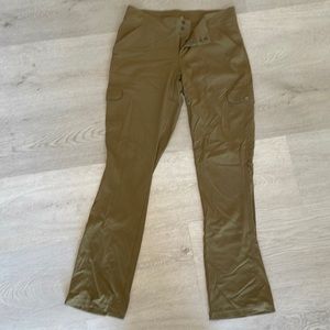 Tan Columbia pants size 6. Great condition!
